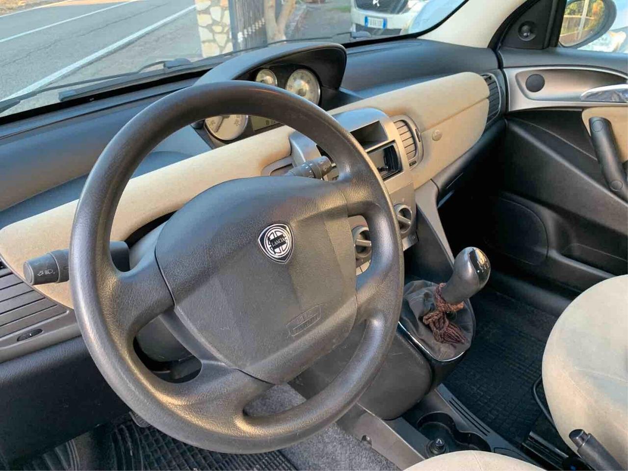 Lancia Ypsilon 1.3 Multijet