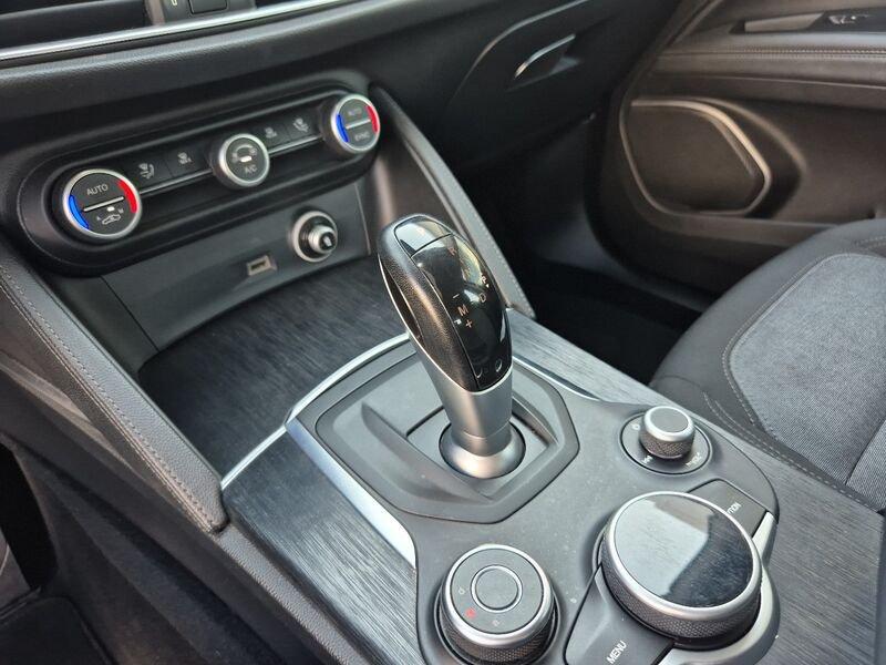 Alfa Romeo Stelvio Stelvio 2.2 Turbodiesel 160 CV AT8 RWD