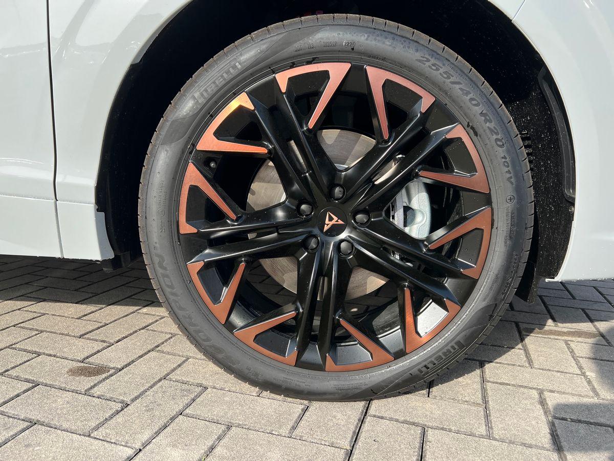 CUPRA CUPRA Terramar Impulse 1.5 e-HYBRID 150 kW (204 CV) pHEV DSG 6 marce 2WD