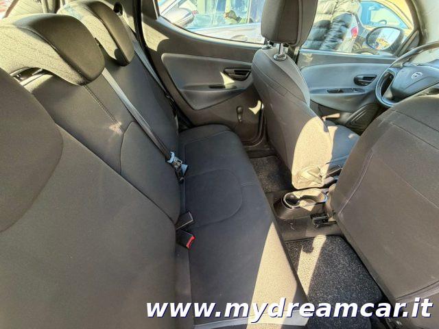 LANCIA Ypsilon 1.2 69 CV 5 porte GPL Ecochic Gold