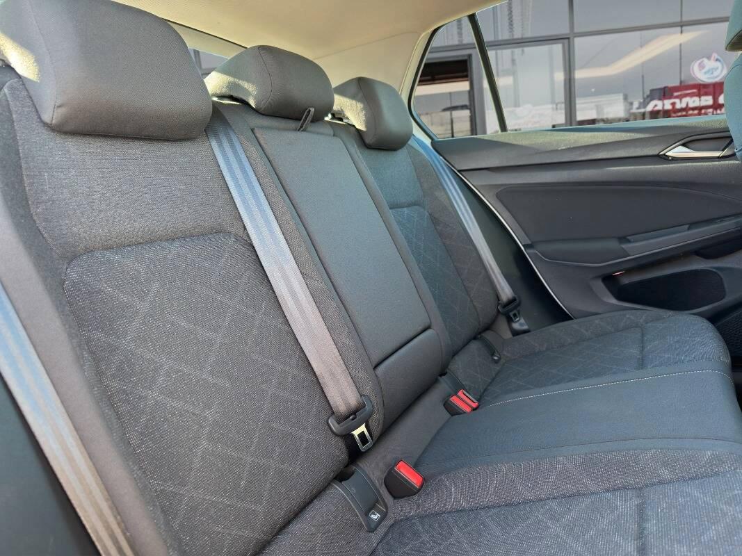 Volkswagen Golf 2.0 tdi Life 150cv AUTOMATICA E CARPLAY