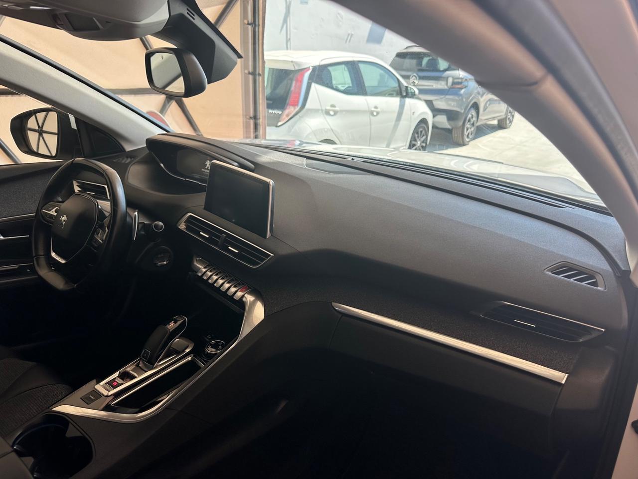 Peugeot 3008 BlueHDi 130 S&S Allure