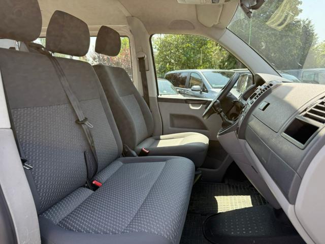 VOLKSWAGEN Transporter VW T5 2.0tdi 140cv 9Posti Euro6 Klima