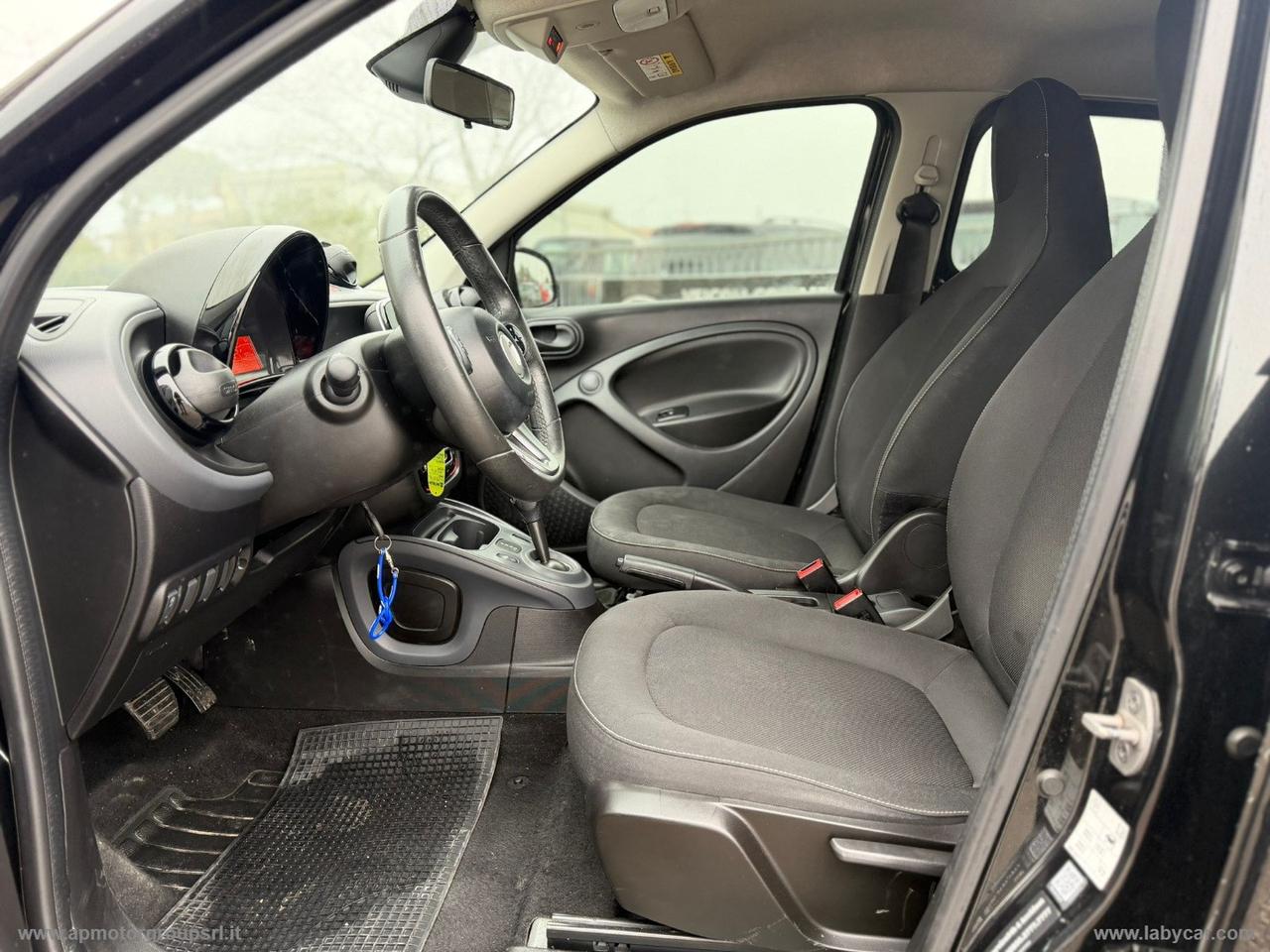 SMART forfour 70 1.0 twinamic Passion