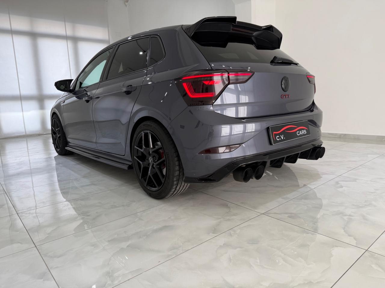 Volkswagen Polo 2.0 TSI DSG GTI UNICO PROPRIETARIO