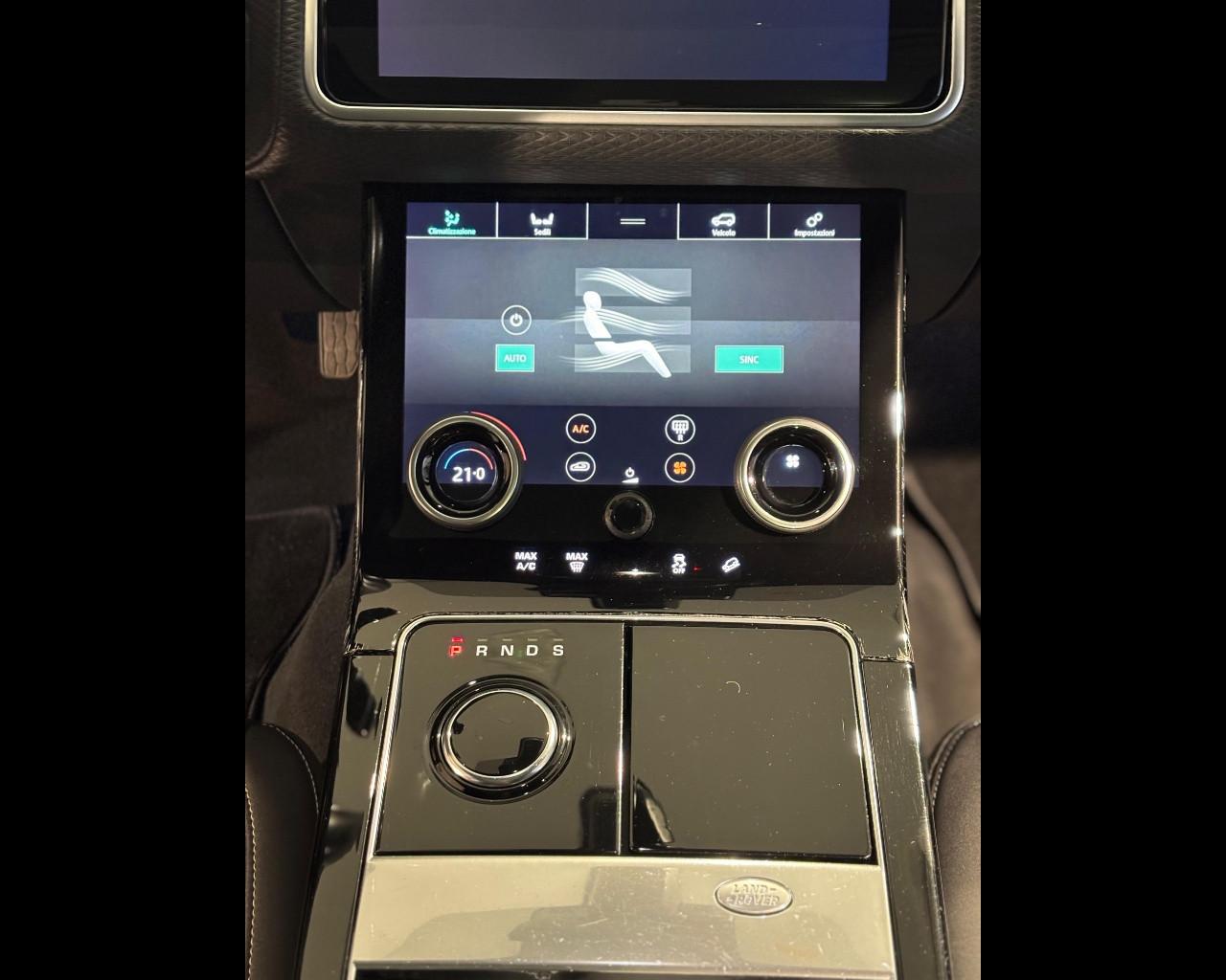 LAND ROVER RANGE ROVER VELAR 2.0D I4 AUTO. HSE