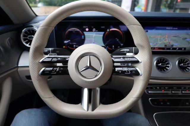 MERCEDES-BENZ E 220 Cabrio 4Matic Premium Plus AMG MULTIBEAM 360