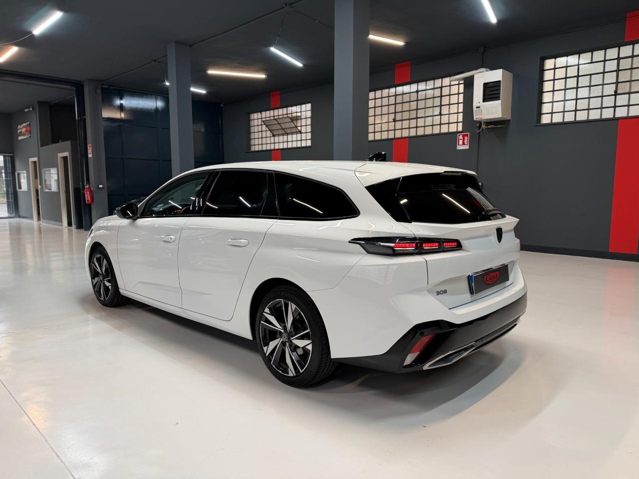 Peugeot 308 BlueHDi 130 S&S SW Allure