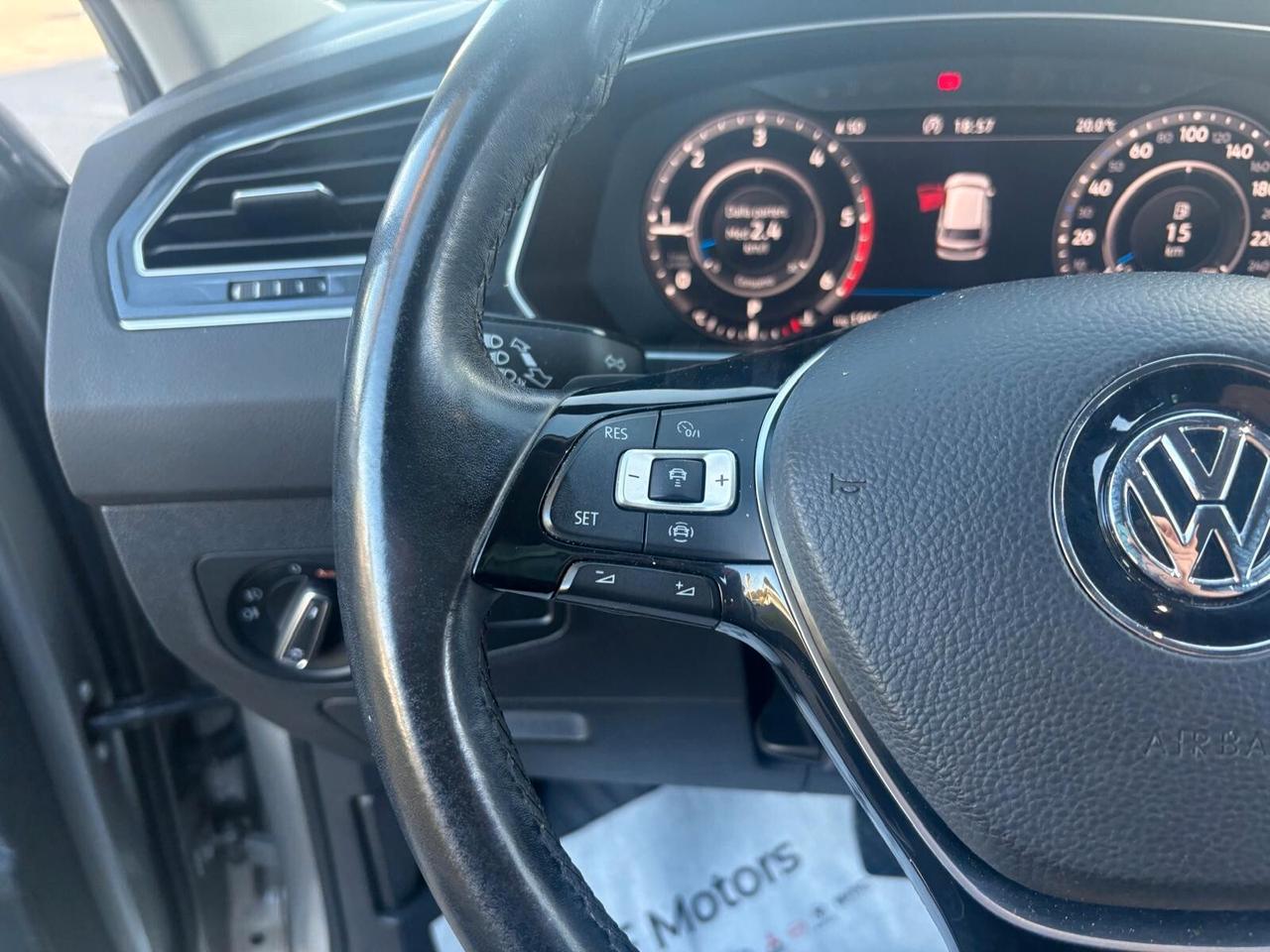 Volkswagen Tiguan 2.0 TDI SCR DSG 4MOTION Advanced BMT