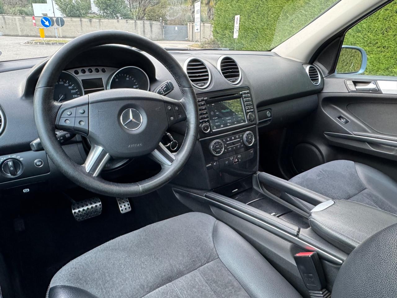 Mercedes-benz ML320 4x4