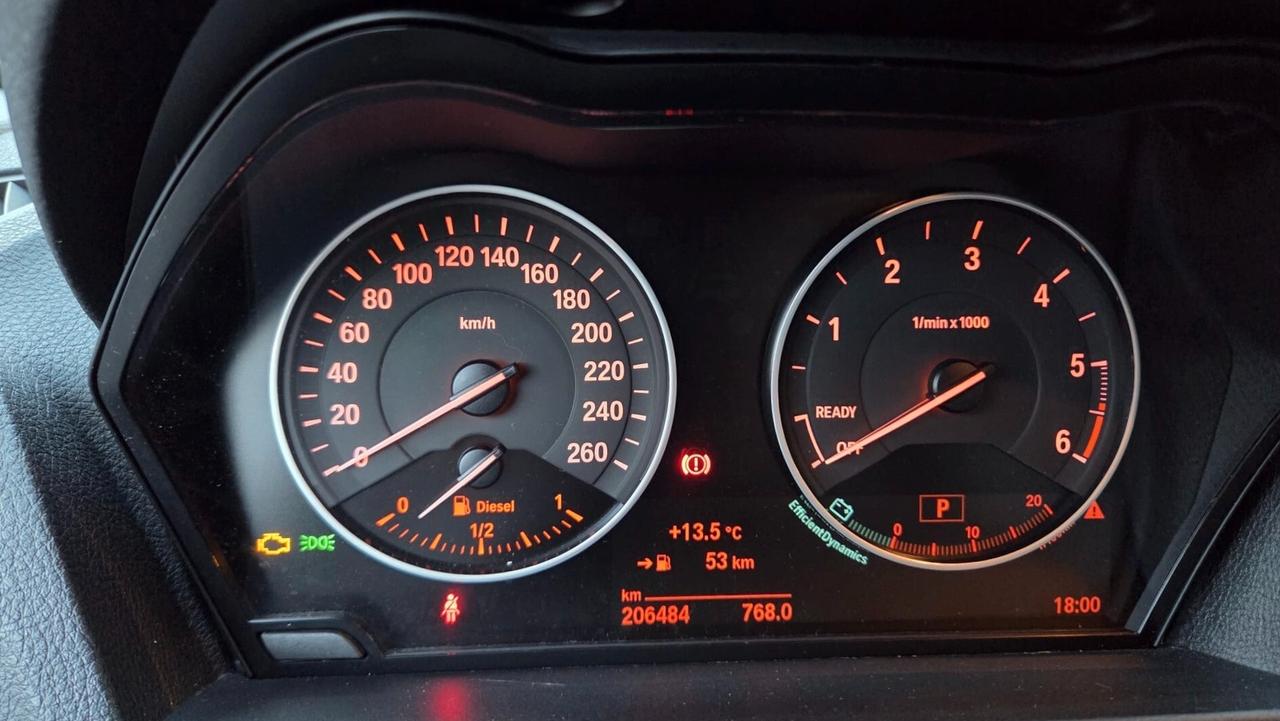 Bmw 118d 5p. Business AUTOMATICA NAVI GARANZIA