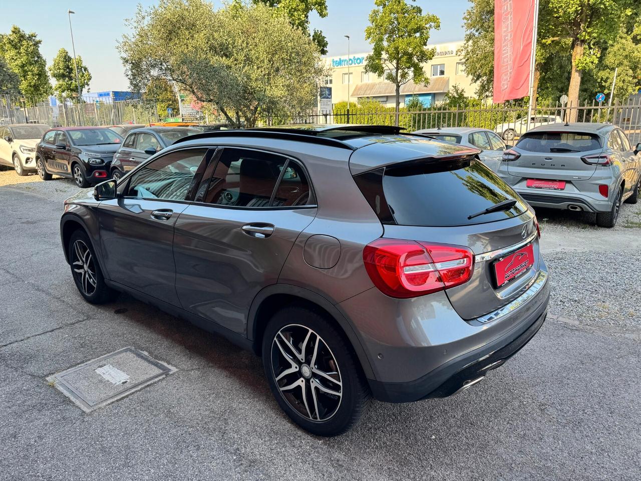 Mercedes-benz GLA 180 GLA 180d 110cv Automatic Premium TETTP