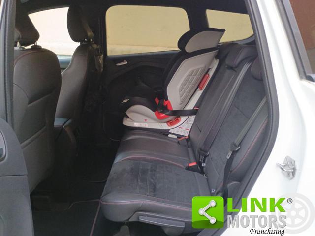 FORD Kuga 1.5 EcoBoost 120 CV S&S 2WD ST-Line