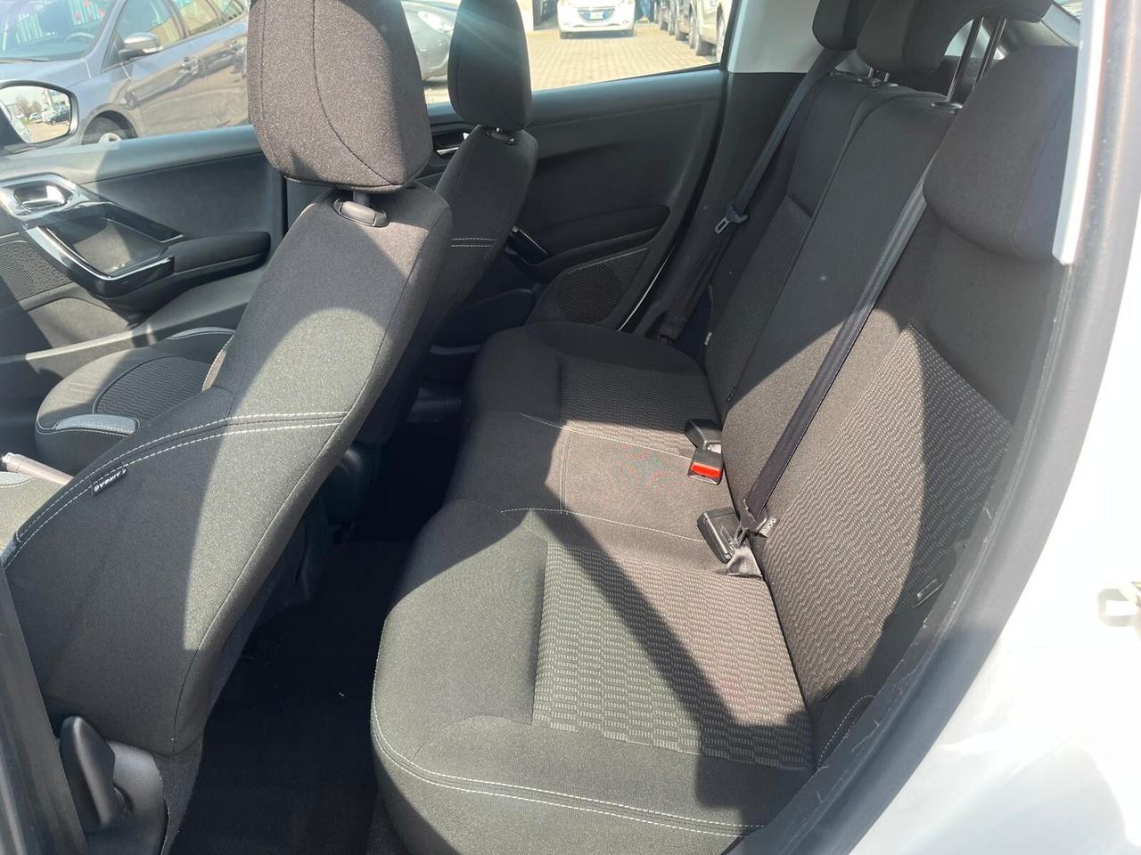 Peugeot 208 PureTech 82 5 porte Active