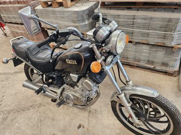 YAMAHA 26 R XV 500 SE