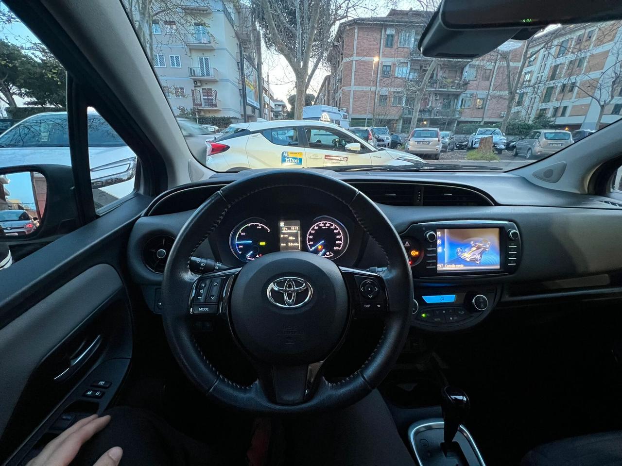 Toyota Yaris 1.5 Hybrid 5 porte Active