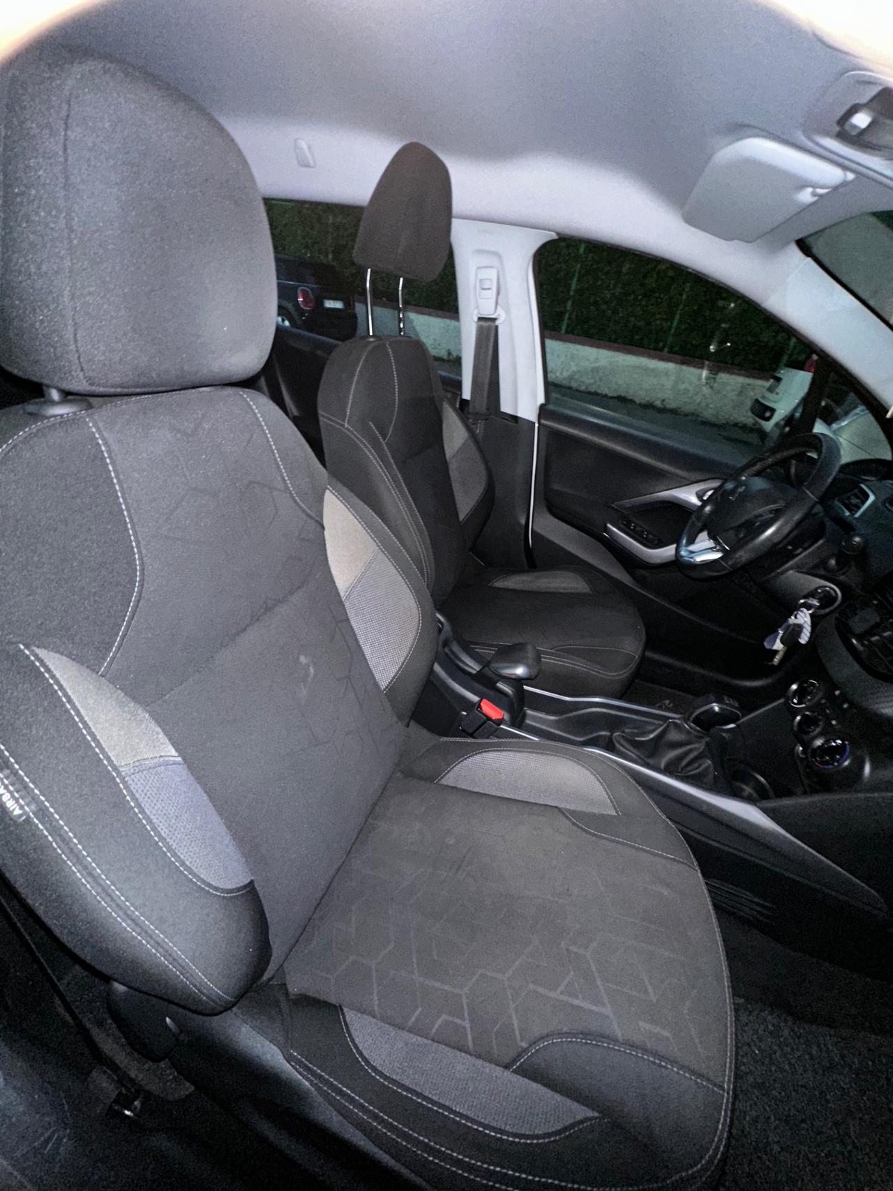 Peugeot 2008 PureTech 82 Allure
