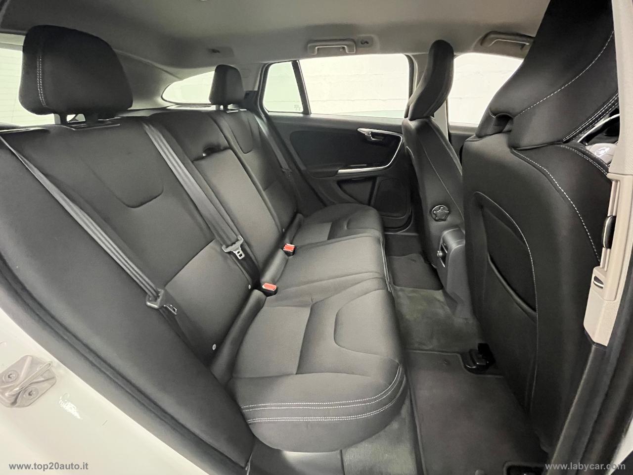 VOLVO V60 D2 1.6 Business|GANCIO TRAINO|97.000 CHILOMETRI CERT.