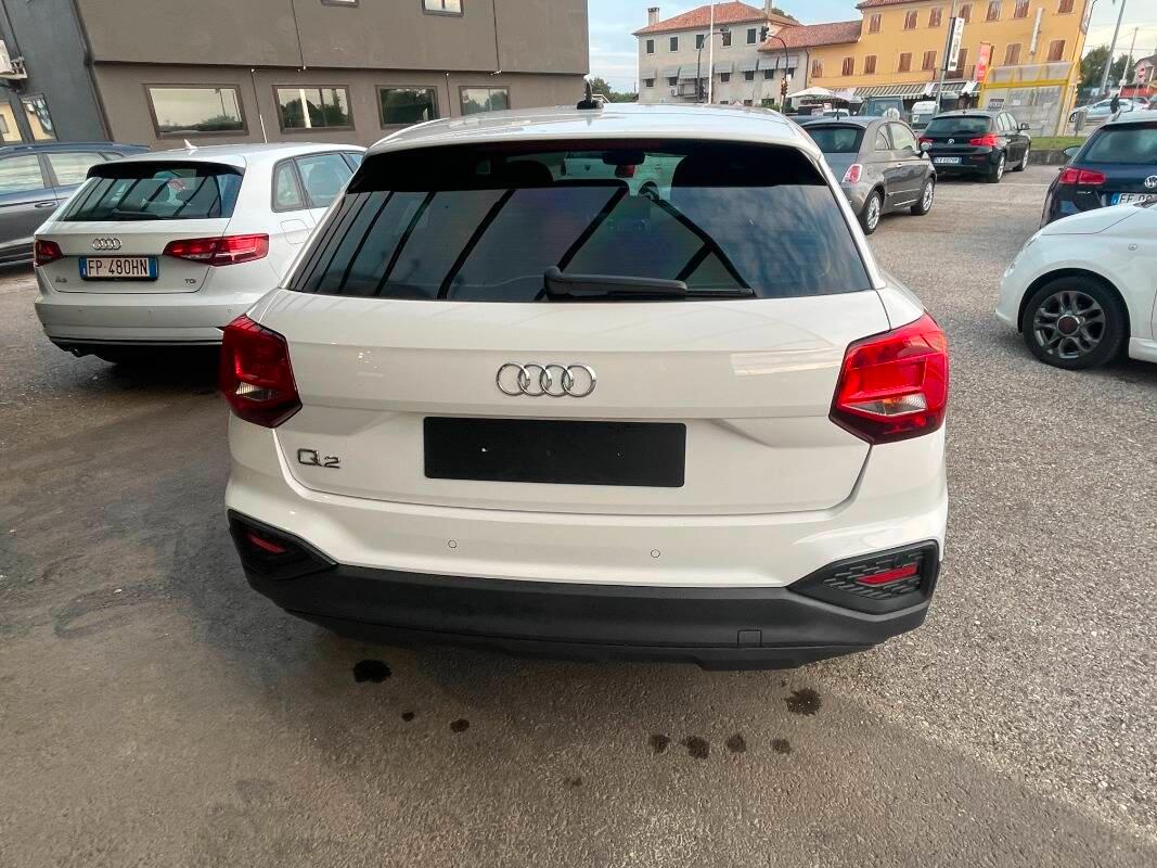 Audi Q2 30 2.0 tdi Business s-tronic FULL LED PDC