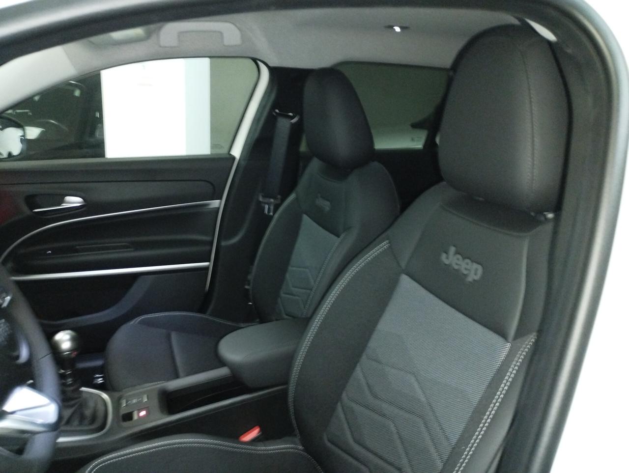 Jeep Avenger 1.2 Turbo 100 CV Summit