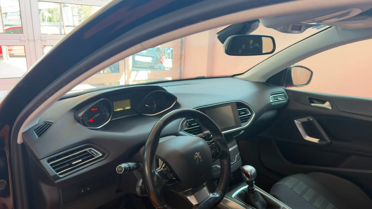 Peugeot 308 BlueHDi 120 S&S Active