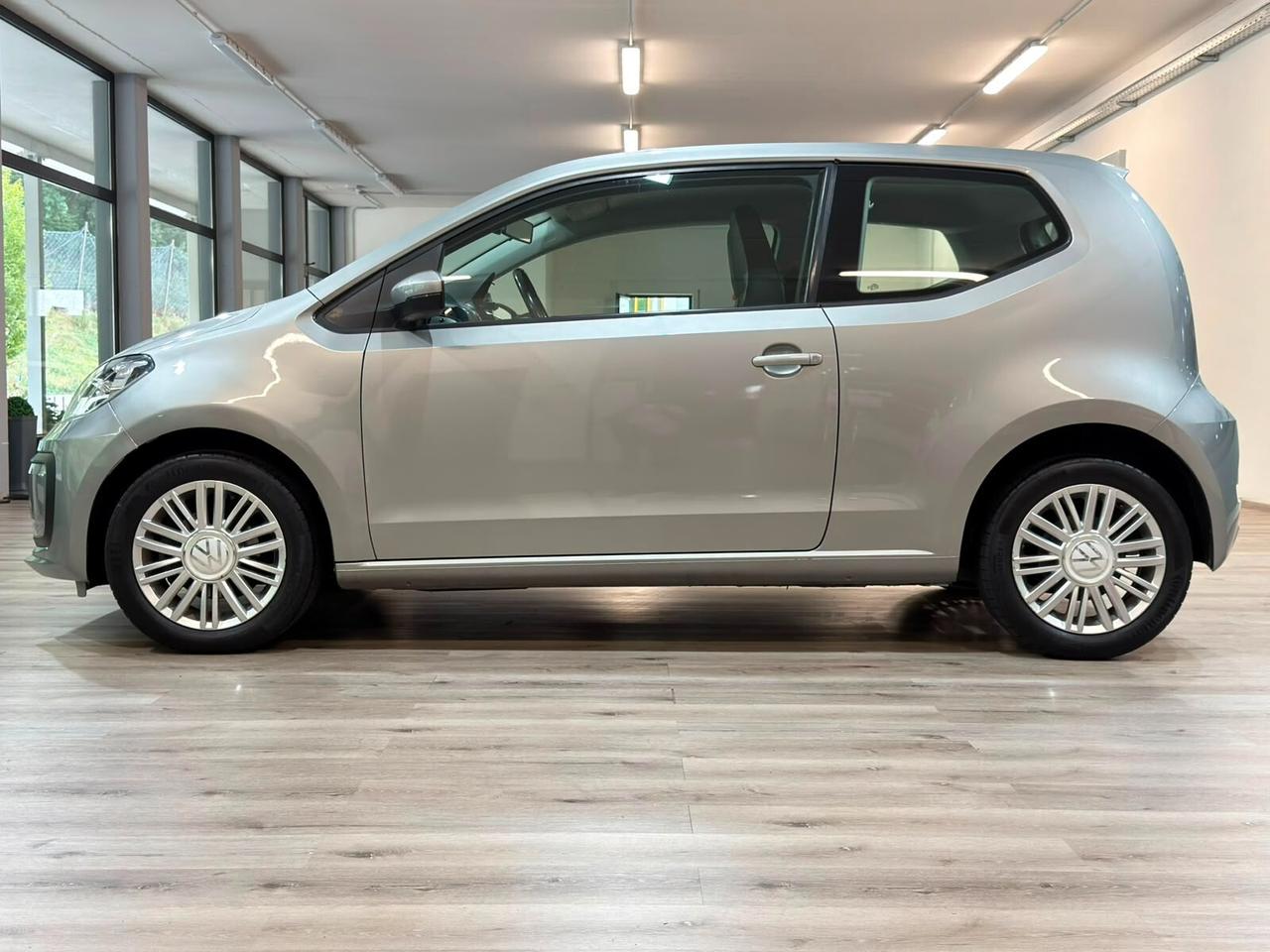 VOLKSWAGEN UP! 1.0 60cv 3p 59.000km NEOPATENTATI