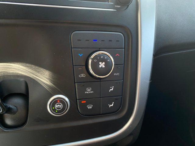 MAHINDRA KUV100 1.2 VVT GPL K8 NAVIGATORE -RETROCAMERA