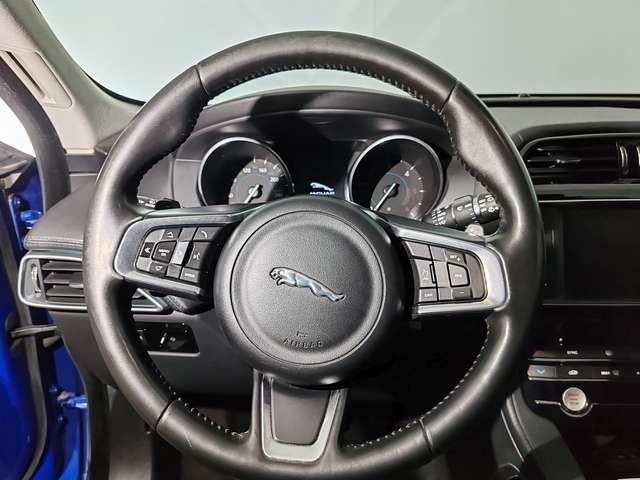 Jaguar F-Pace 2.0d Portfolio AWD 240cv Auto Navi + Camera
