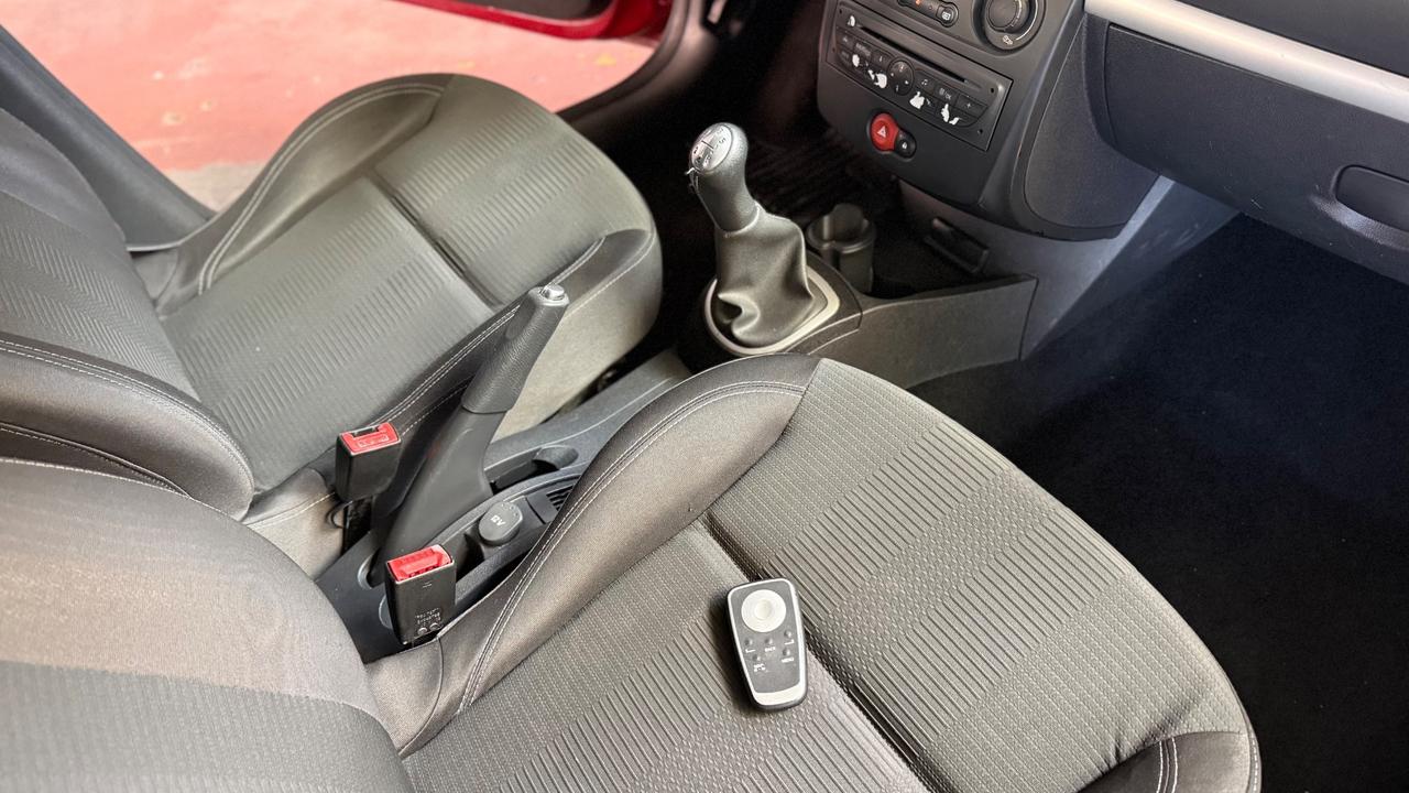 Renault Clio 1.2 16V 5 porte GPL Dynamique