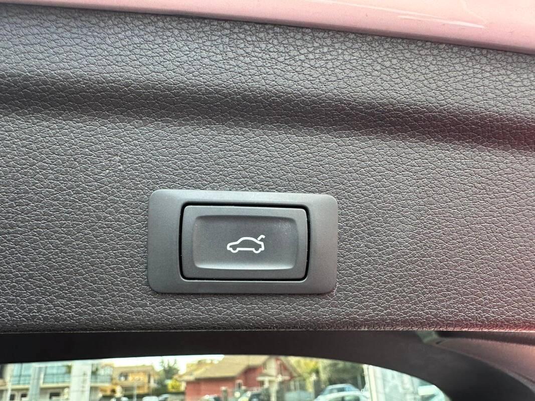 Audi Q3 Sportback 35 2.0 tdi S line edition quattro s-tronic