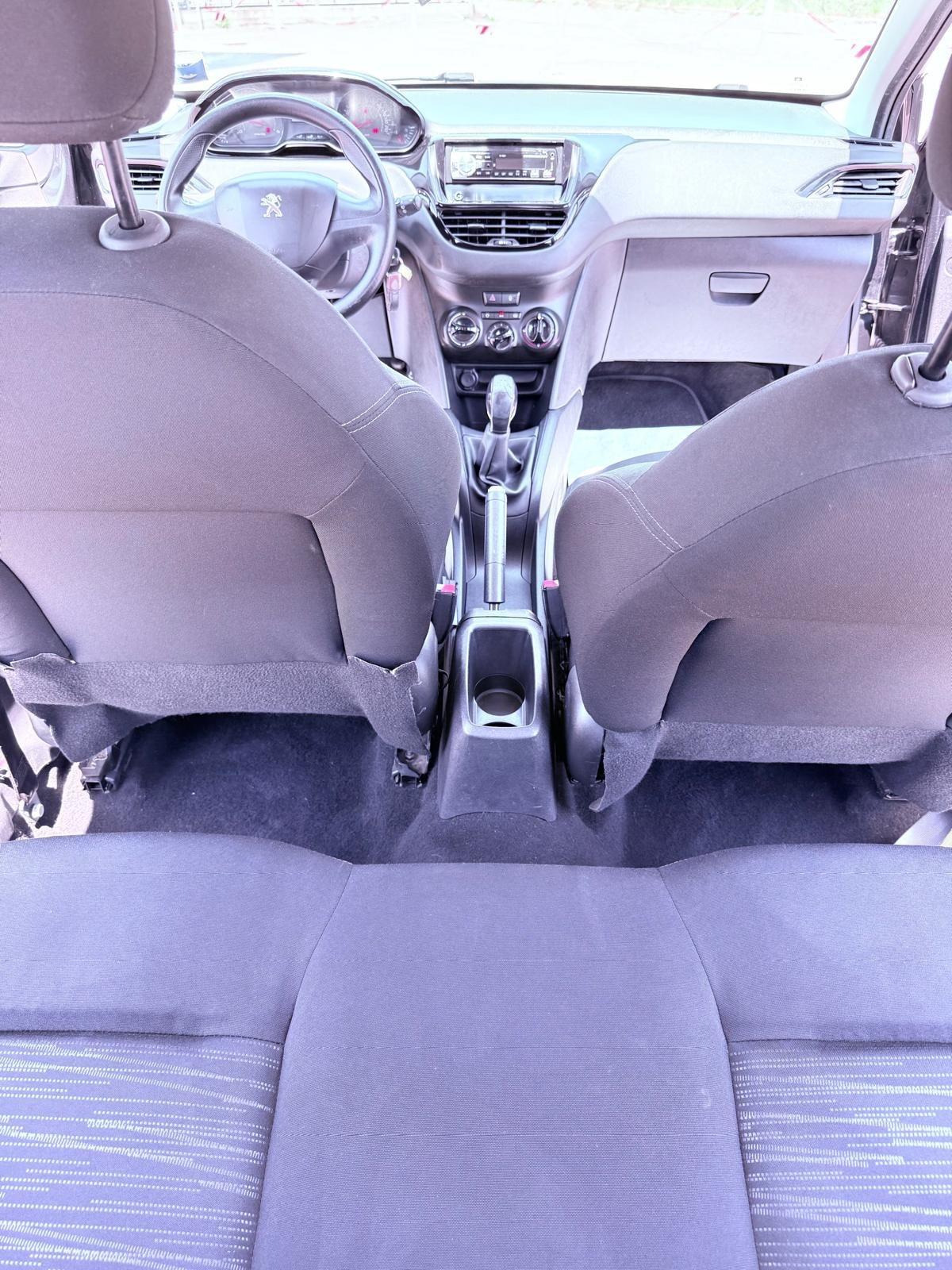 Peugeot 208 1.4 HDi 68 CV 5 porte Ok neopatentati