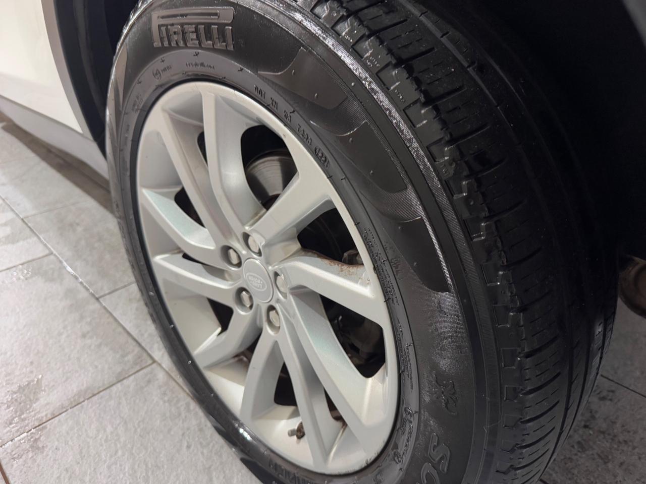 Land Rover Discovery Sport Discovery Sport 2.0 TD4 150 CV SE