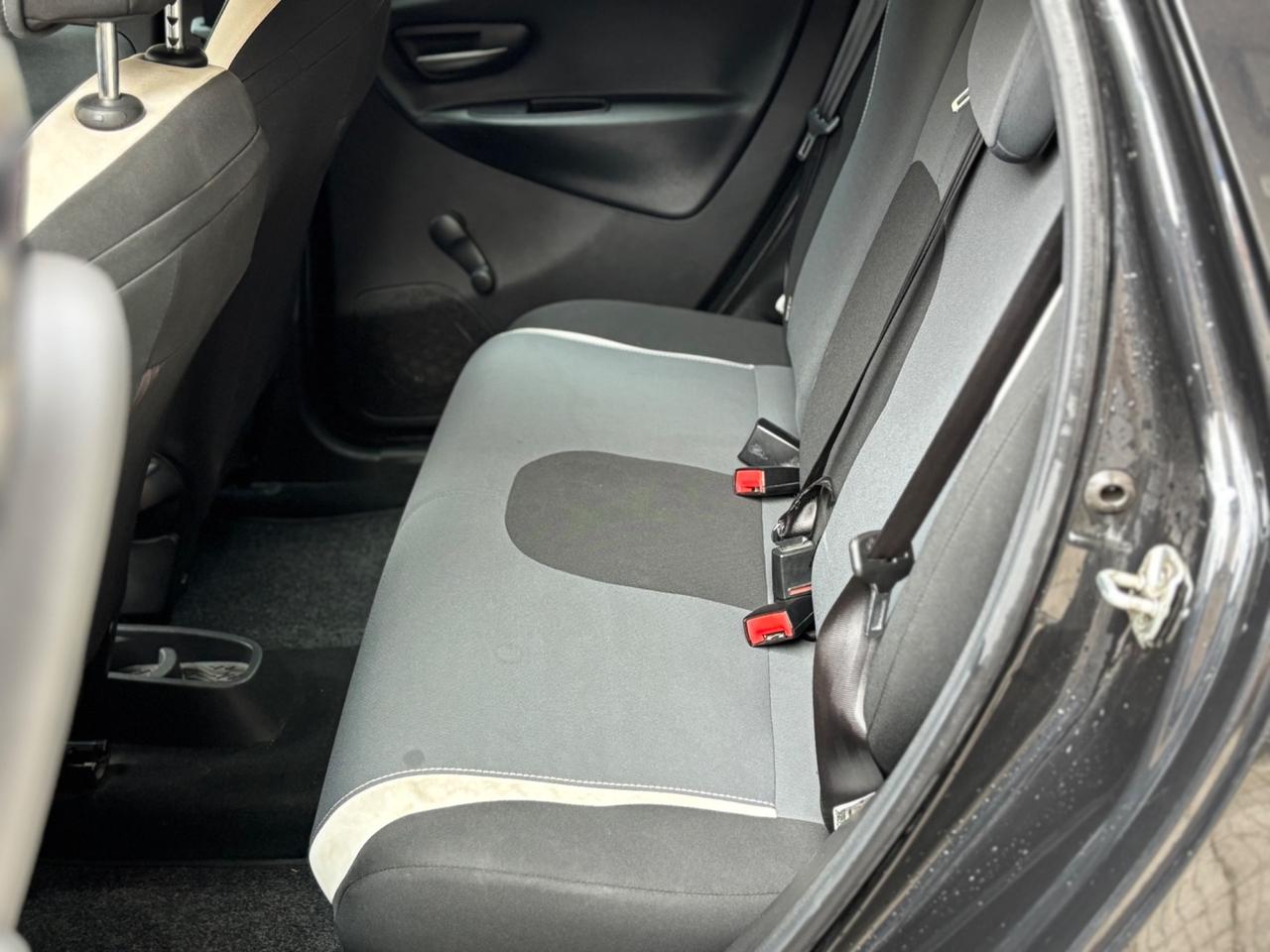 Lancia Ypsilon 1.3 MJT 16V 95 CV 5 porte S&S Elefantino