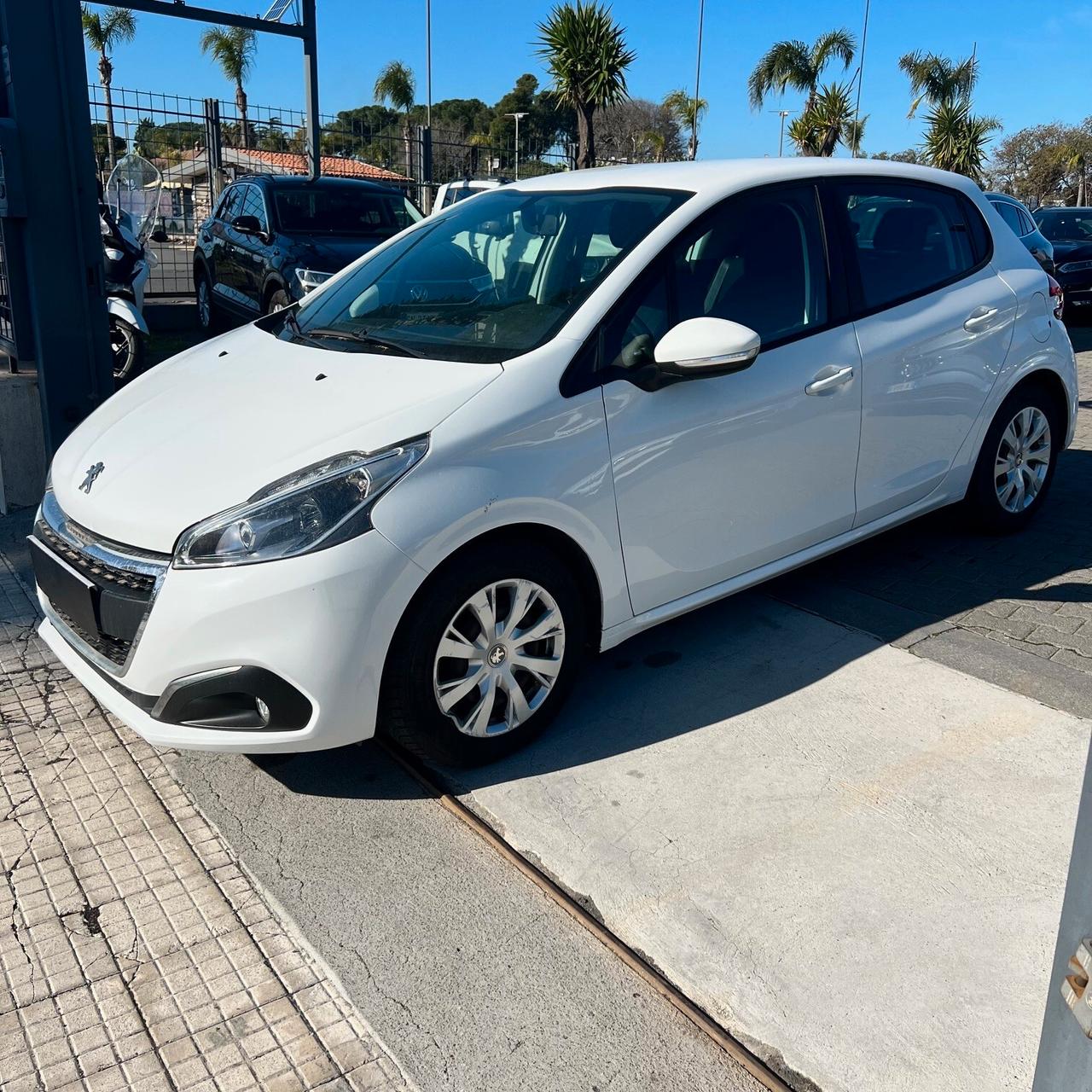 Peugeot 208 PureTech 82 5 porte Active