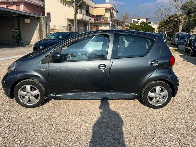 Toyota Aygo Aygo 1.0 12V VVT-i 5 porte Sol