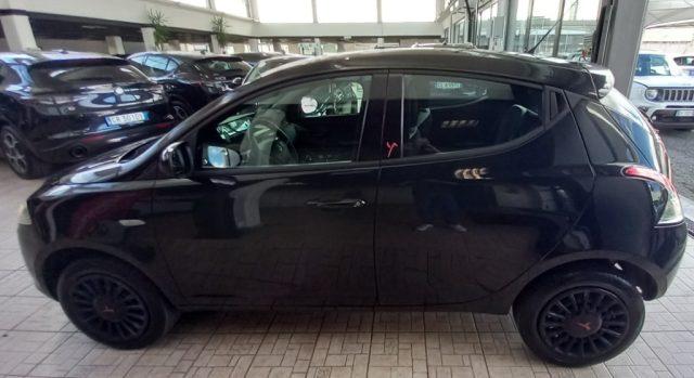 LANCIA Ypsilon 0.9 TwinAir 85 CV 5 porte Metano Ecochic Elefantin