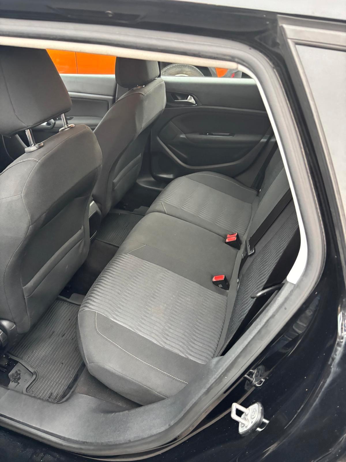 Peugeot 308 BlueHDi 120 S&S SW Business