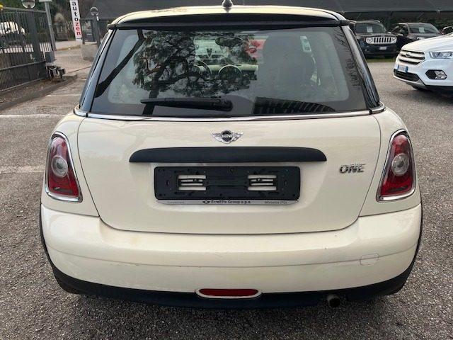 MINI One 1.4 16V Speciale Export