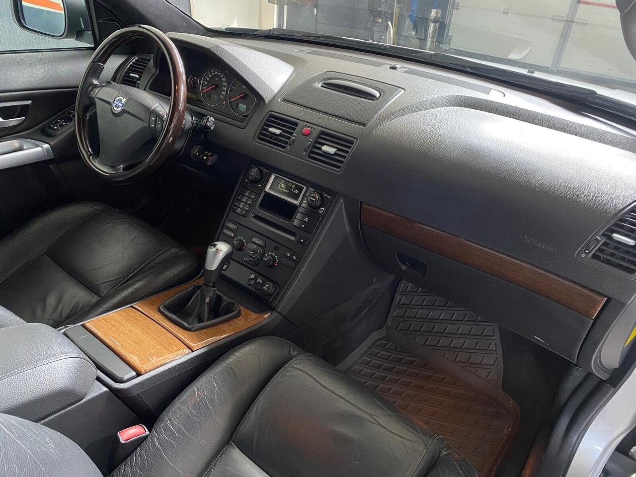 Volvo XC 90 XC90 2.4 D5 AWD
