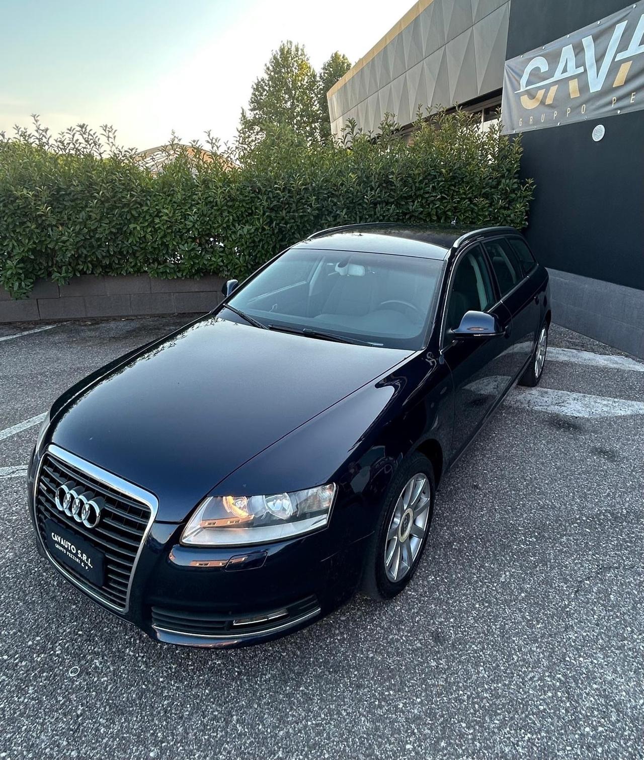 Audi A6 Avant 3.0 V6 TDI 240 F.AP quattro tiptronic Limited Ed