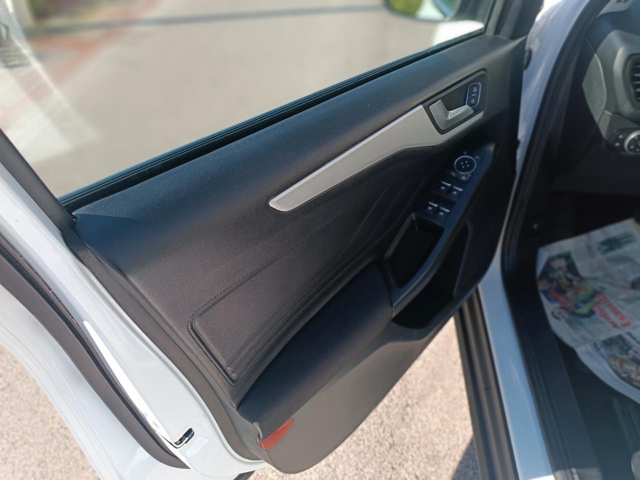 Ford Focus 1.5 EcoBlue 120 CV automatico SW Business Co-Pilot"accetto permuta"