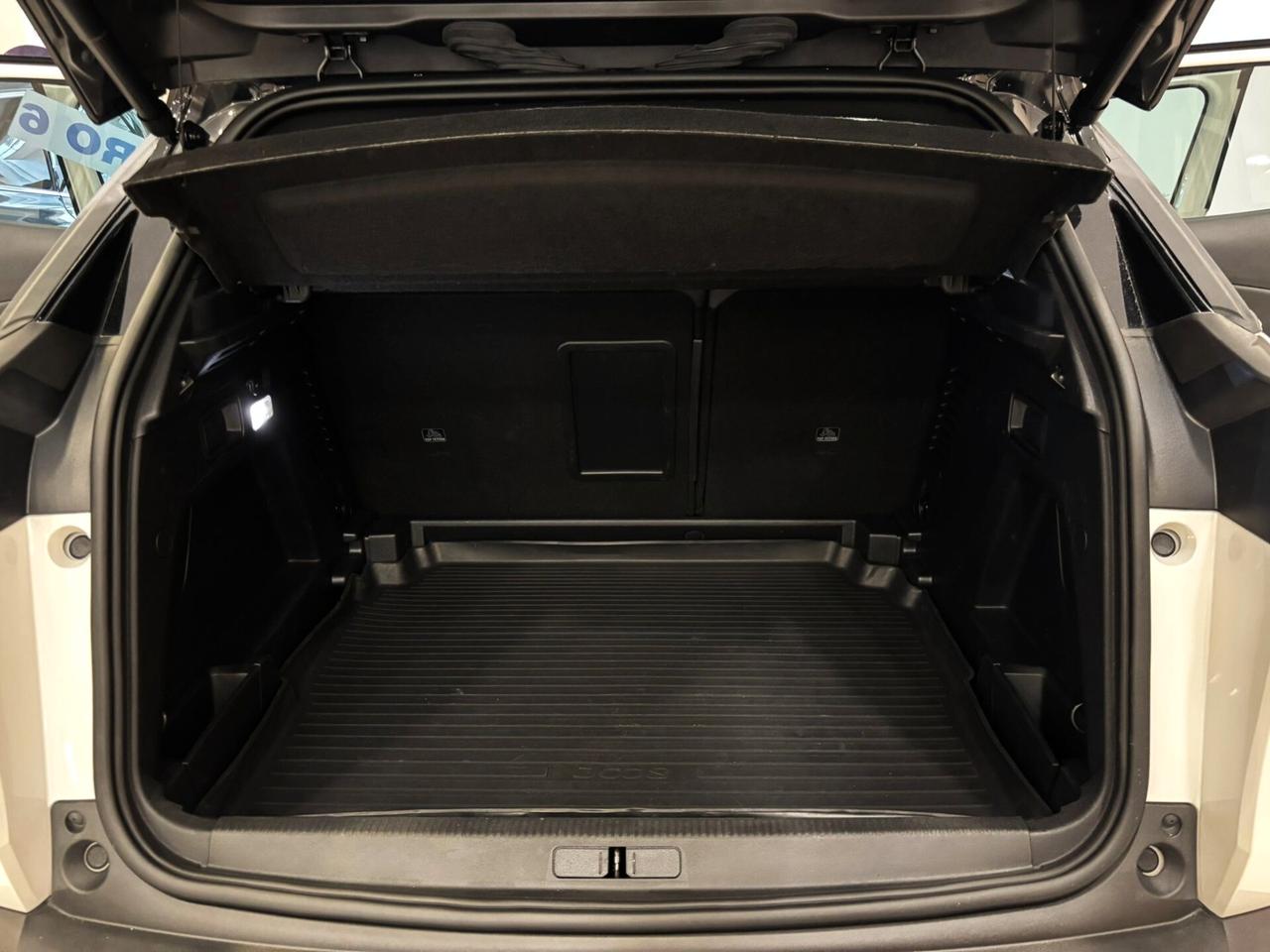 Peugeot 3008 1.6 Blue-HDI 120CV GT-LINE
