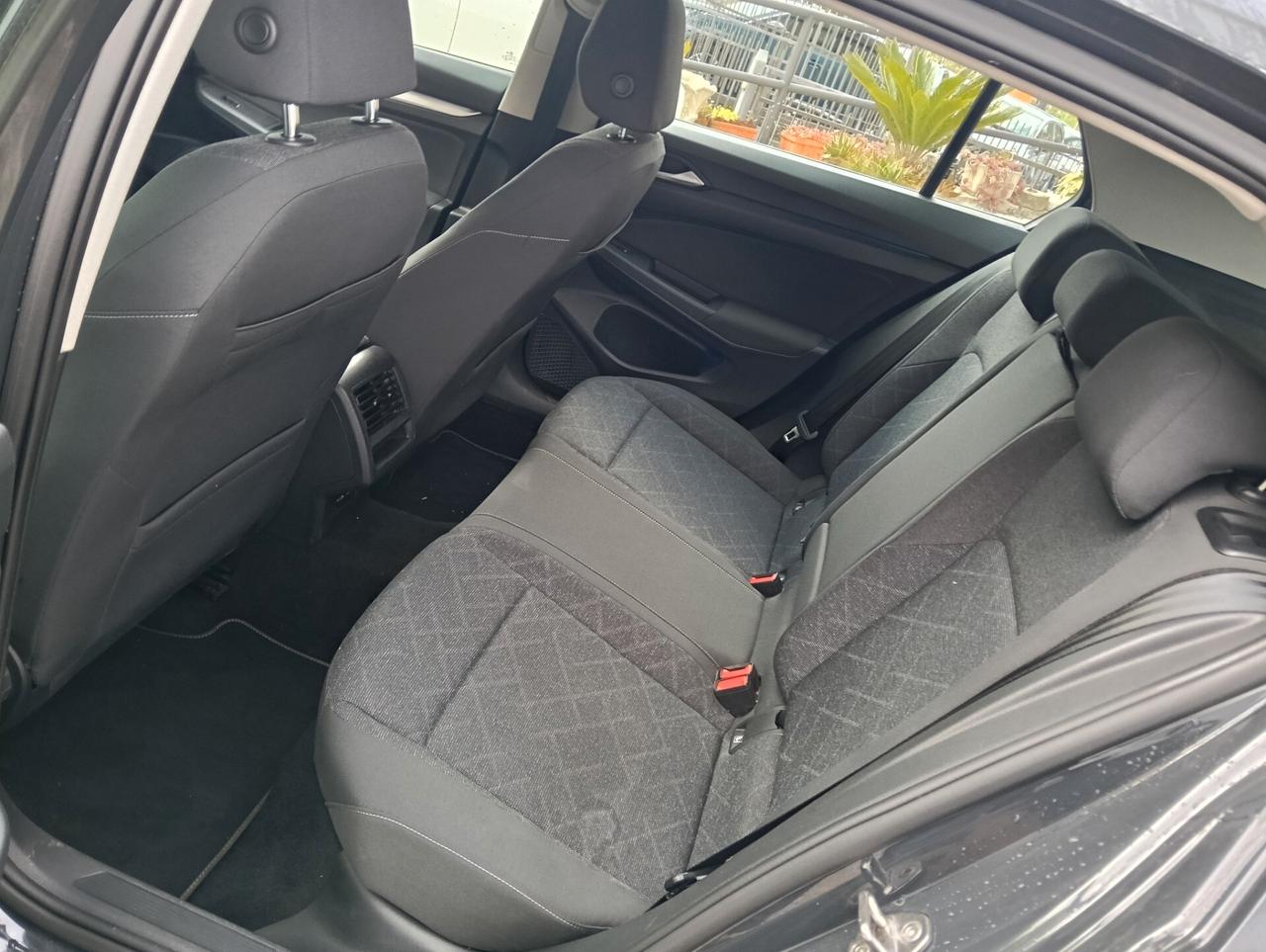 Volkswagen Golf 2.0 TDI 115 CV SCR Life