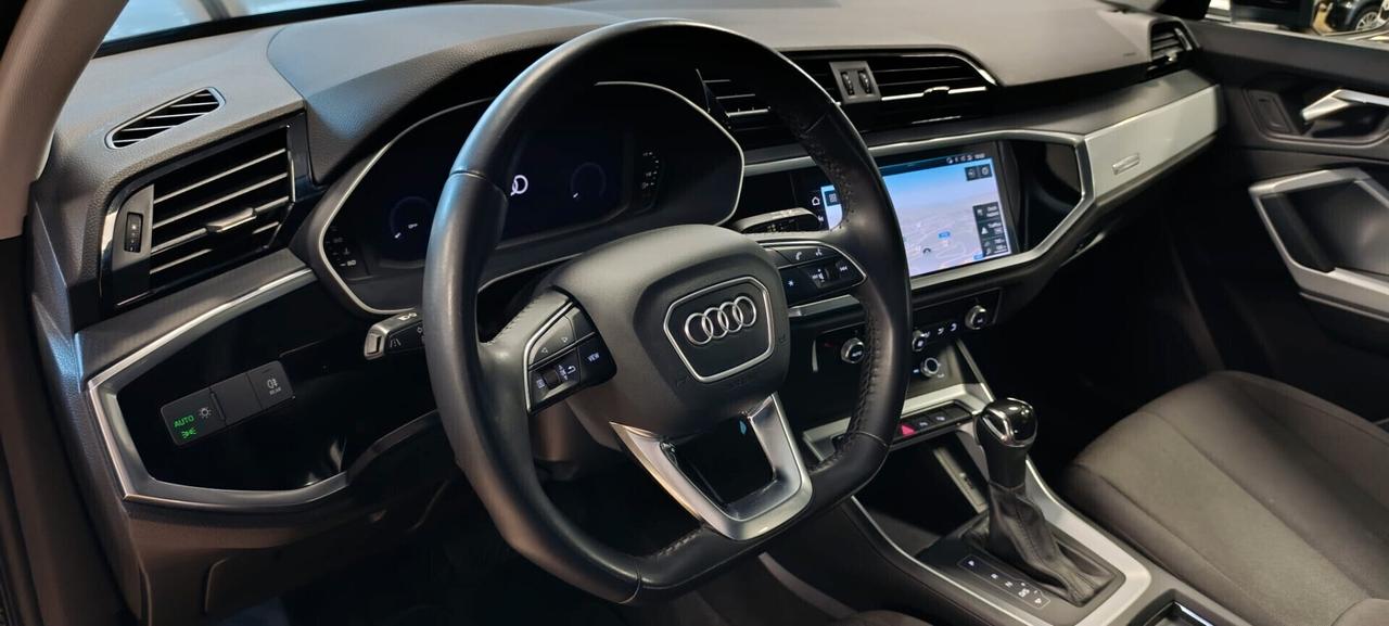 Audi Q3 35 TDI S tronic line edition