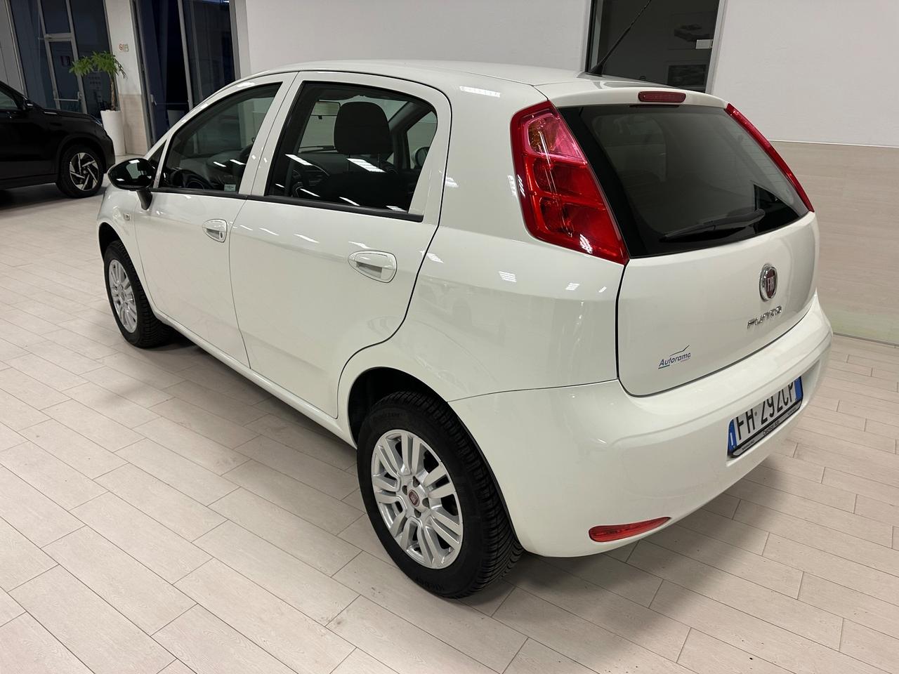 Fiat Punto 1.4 8V 5 porte Natural Power Street