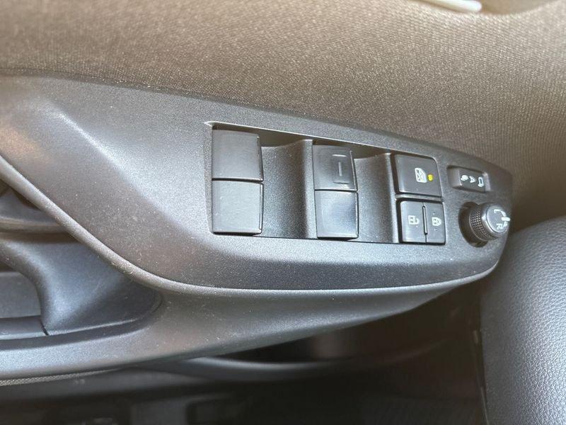 Toyota Yaris Hybrid Style MY22