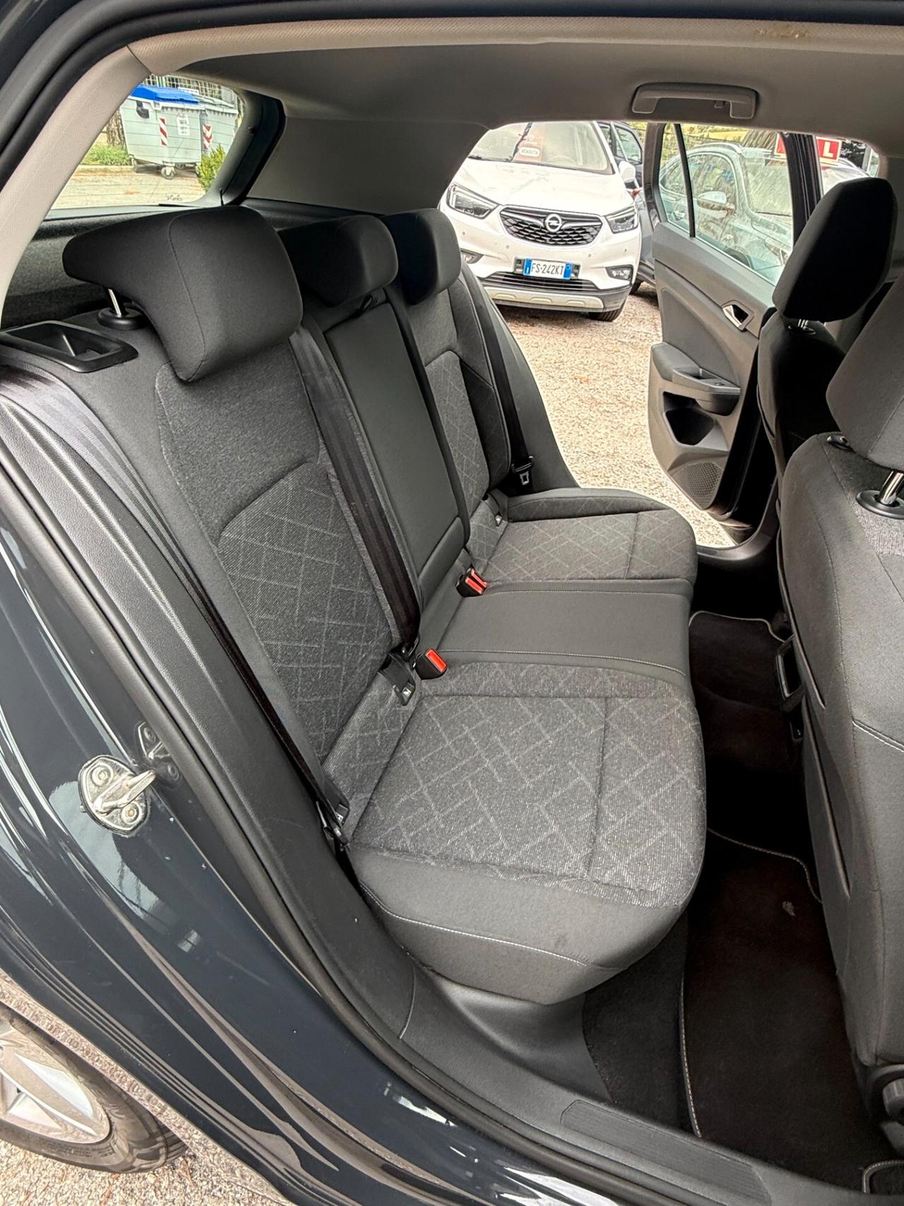"HYBRID" Volkswagen Golf 1.0 eTSI EVO DSG Life