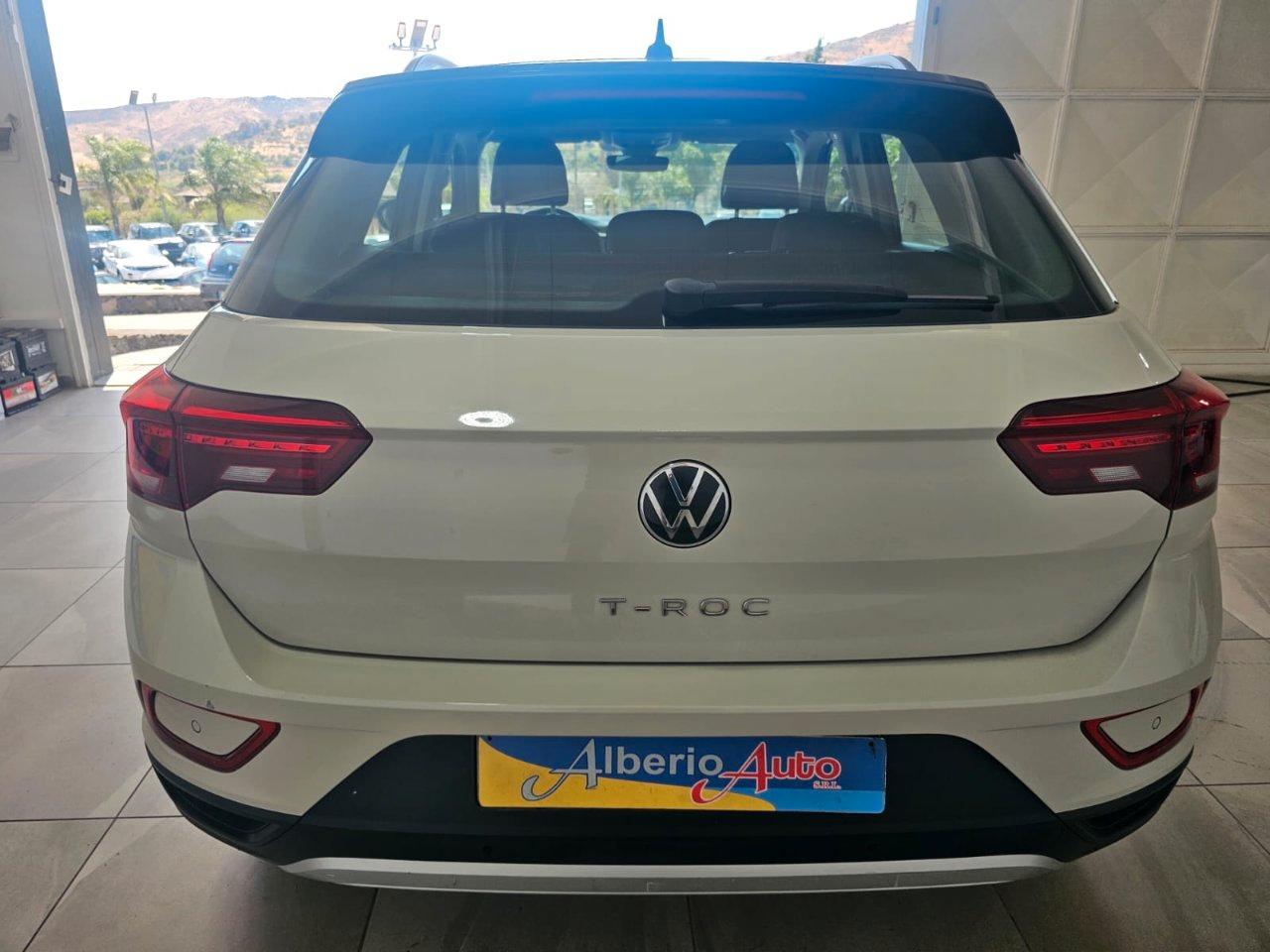 Volkswagen T-Roc 2.0 tdi R-Line 115cv *OFFERTA DEL MESE*