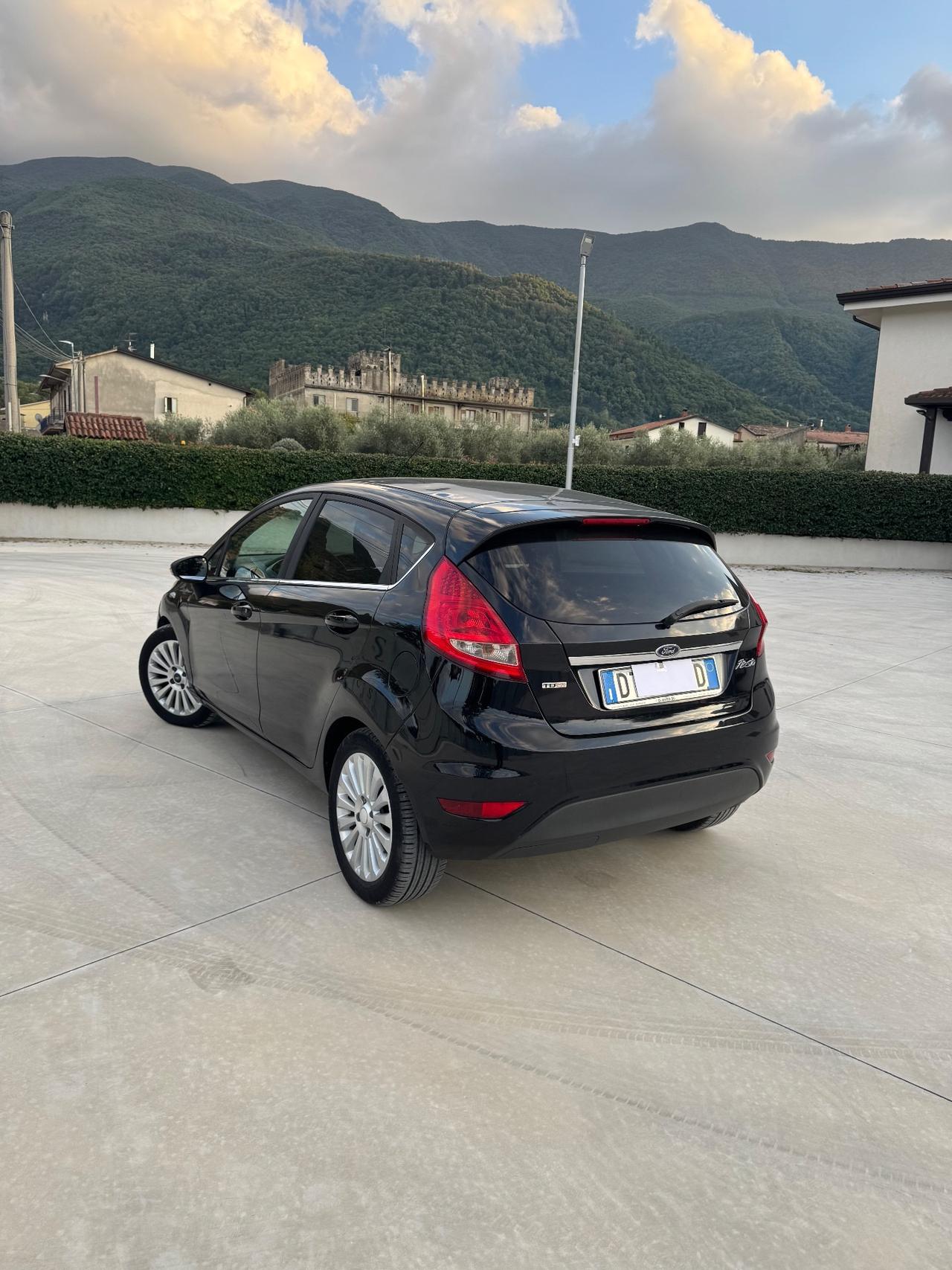 Ford Fiesta 1.4 TDCi 5p. Titanium