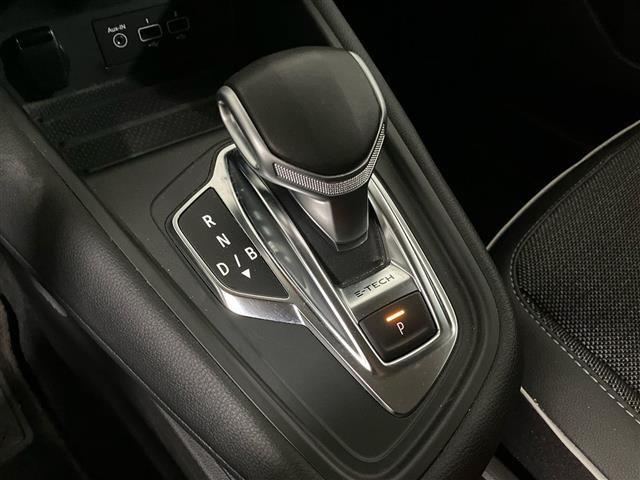 RENAULT Captur 1.6 E-Tech phev Intens 160cv auto my21